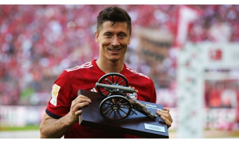 Thành tích cực ấn tượng của Lewandowski tại mùa giải Bundesliga