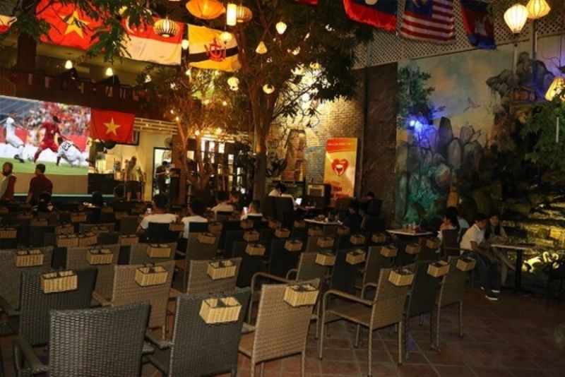 Kinh nghiệm mở quán cafe bóng đá