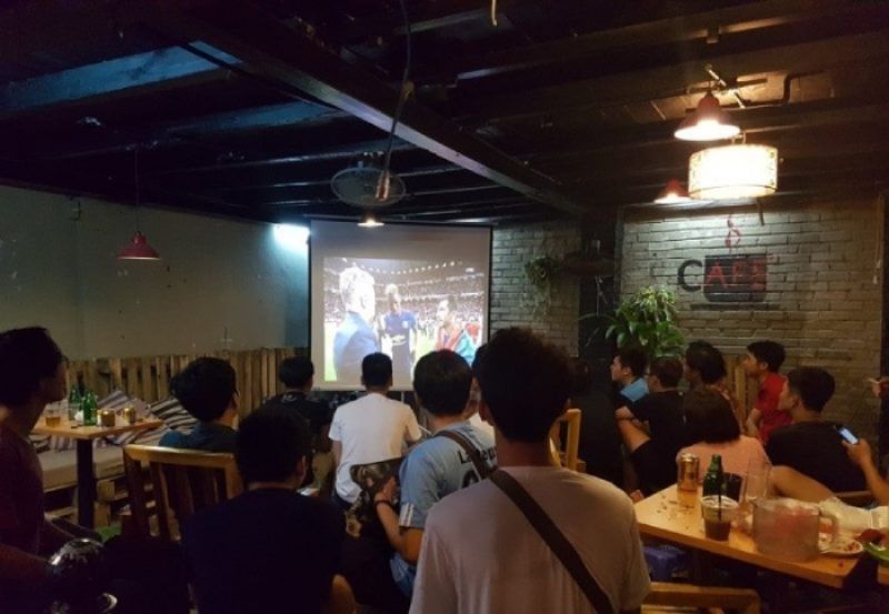 Kinh nghiệm mở quán cafe bóng đá cho người mới kinh doanh