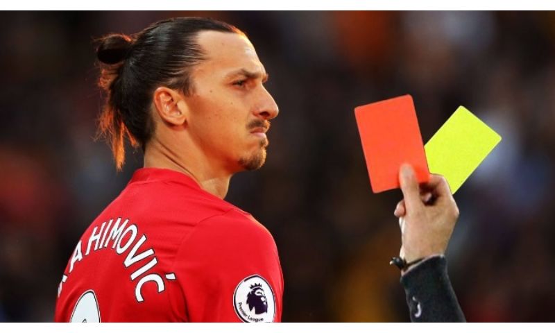 Tổng quan về thẻ vàng trong thi đấu